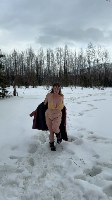 So Alaska was fun https://t.co/svdaT8ljNZ<a href="/tag/rainstorms"class="tags"><span>#rainstorms</span></a>