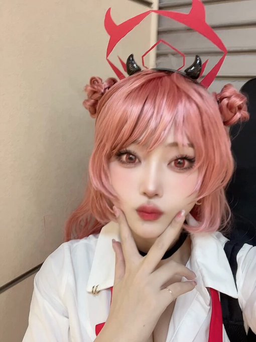 コスプレイヤーにしんのTwitter動画2