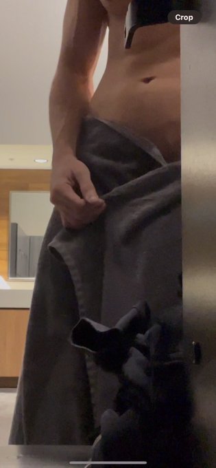 Damien Kyle’s pics and videos