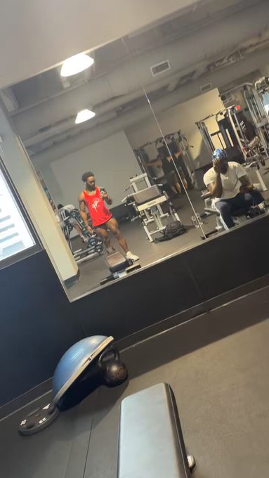 Gym Vibes 💪🏾 https://t.co/KfQf6pFKVJ<a href="/tag/gymtime"class="tags"><span>#gymtime</span></a>