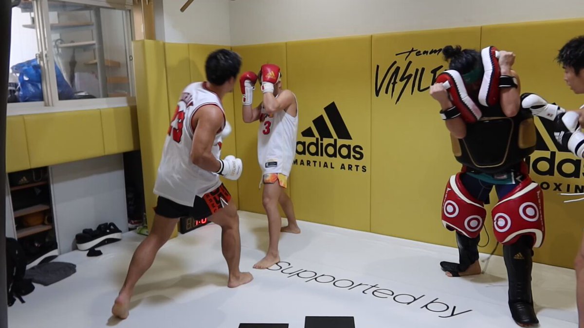 武尊選手着用 team VASILEUS TEAM VASILEUS