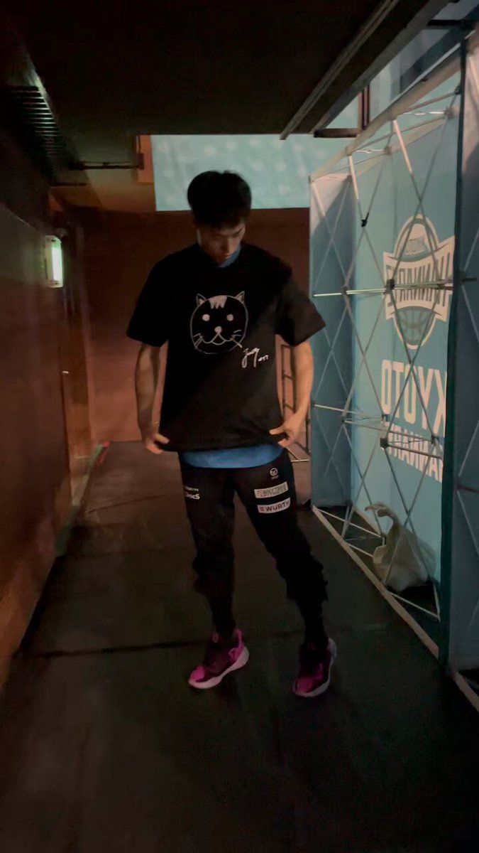 京都ハンナリーズ 岡田侑大 はんニャリン似顔絵Tシャツ GLhSE_pa4AA_Ev1.jpg