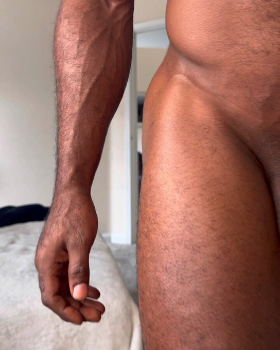 Hello :) 🤗 https://t.co/Tl5PpDH5rV