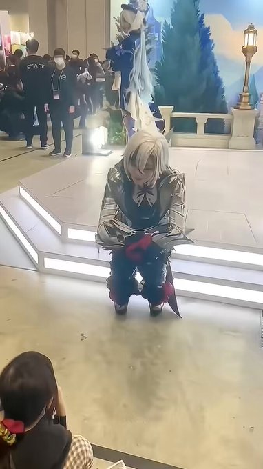 コスプレイヤー桃兎もものTwitter動画2
