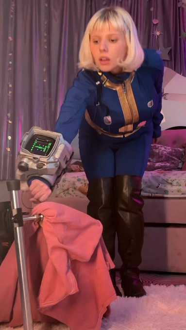 I&rsquo;m so serious this Fallout roleplay clip may be one of the absolute dumbest corniest things I have ever<a href="/tag/fallout"class="tags"><span>#fallout</span></a>