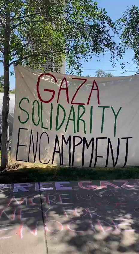 تغطية صحفية: جامعة كاليفورنيا ريفرسايد تبدأ اليوم اعتصاما تضامنيا مع فلسطين، وتنضم لثورة الطلاب الآمريكيين 