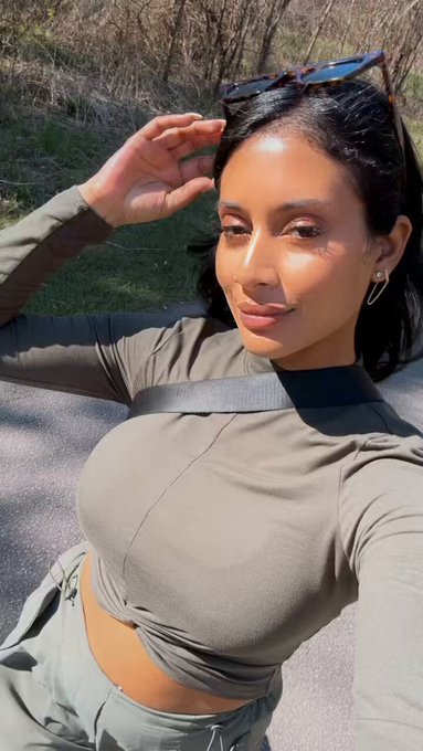 Summer vibes are almost back! ☀️🥹 https://t.co/wpz9lClK12<a href="/tag/fridaymotivation"class="tags"><span>#fridaymotivation</span></a>