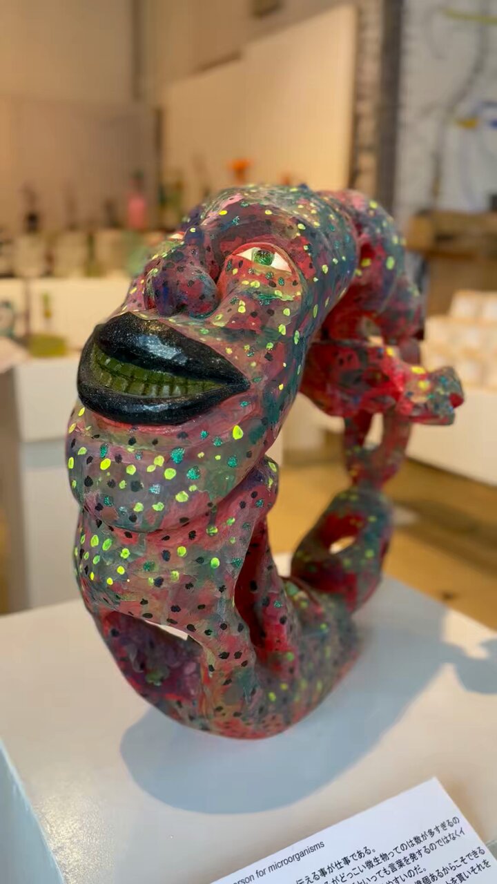 黒田征太郎さんの作陶器の置物