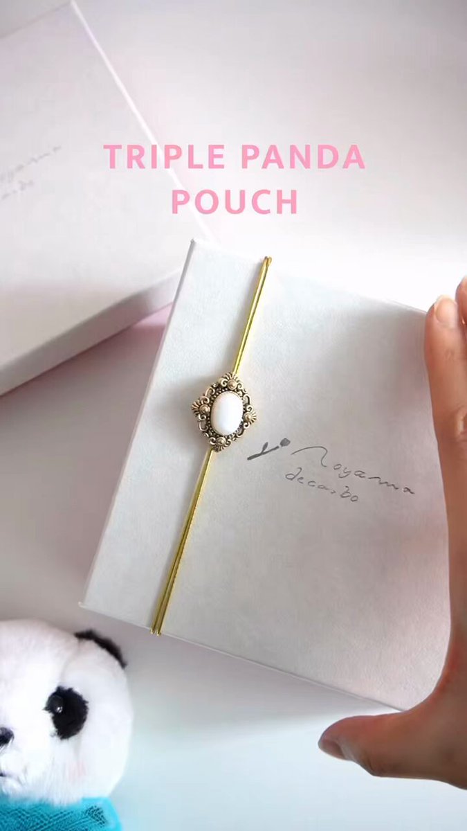 トリプルパンダ」や「ティーカップ親子パンダ」の刺繍ポーチを