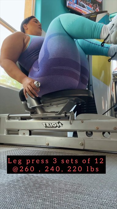 Have you been to the gym lately ? ? ? ???? #workout #gymmotivation https://t.co/sneocooxi5
