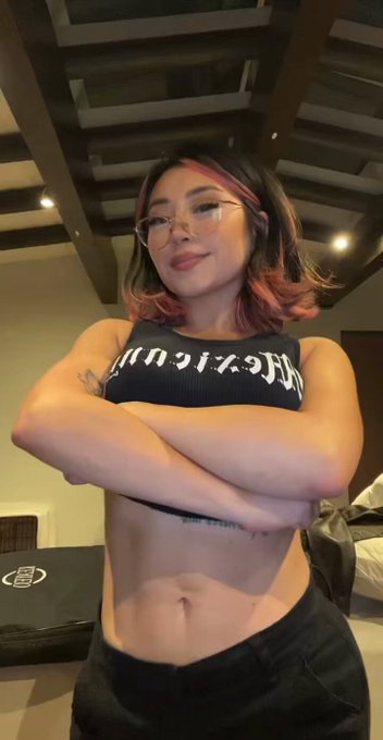 if you&rsquo;re active on X, comment &lsquo;pls' for a free pic 🤭 (serious) https://t.co/EK30rS1UEX<a href="/tag/cosplay"class="tags"><span>#cosplay</span></a><a href="/tag/pokemon"class="tags"><span>#pokemon</span></a>