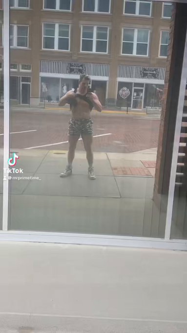 Ab check! https://t.co/QIuXlDHBed