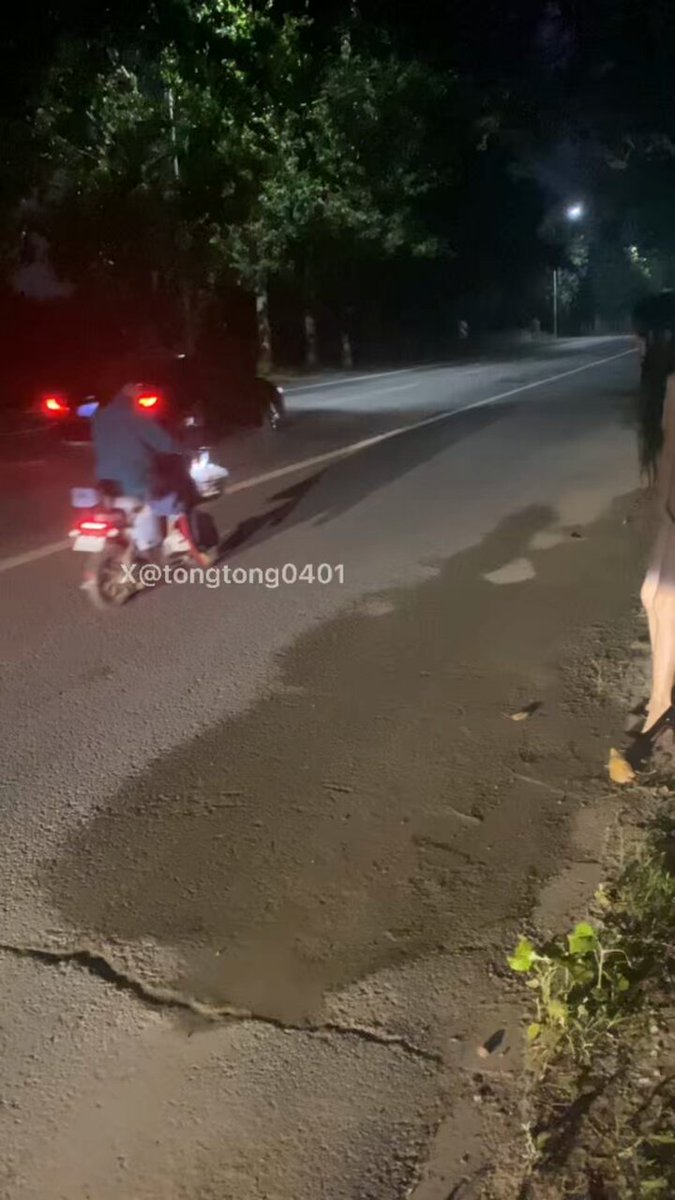 Video oleh @tongtong0401