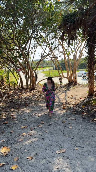 There’s some hope in this world 🥰🕊️🌸 https://t.co/uo2ZkBpAYT<a href="/tag/cernychallenge"class="tags"><span>&#35;cernychallenge</span></a>