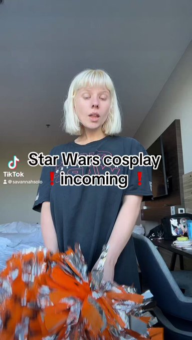 Introducing Cheerleader Shin Hati 🙌 #starwars https://t.co/ftjmBn9Xbc<a href="/tag/starwars"class="tags">#starwars</a>