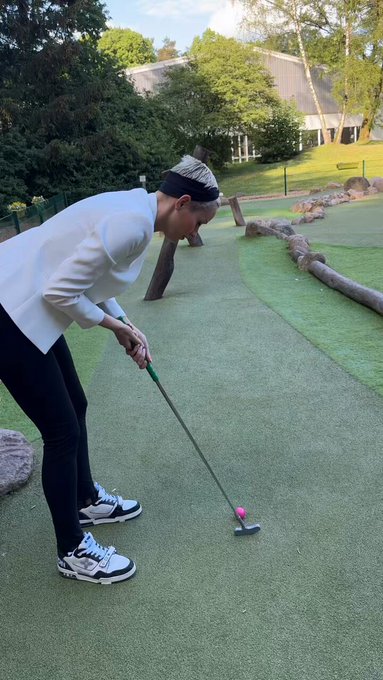 Happy Gilmore 2 - 🤣 LOL https://t.co/s2GcJx57Fg<a href="/tag/magic"class="tags"><span>#magic</span></a><a href="/tag/spenden"class="tags"><span>#spenden</span></a><a href="/tag/spendengala"class="tags"><span>#spendengala</span></a><a href="/tag/diearche"class="tags"><span>#diearche</span></a><a href="/tag/haral"class="tags"><span>#haral</span></a>