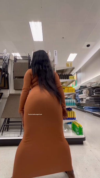 Would you have fucked me or kicked me out?? https://t.co/kSgQjO18hG