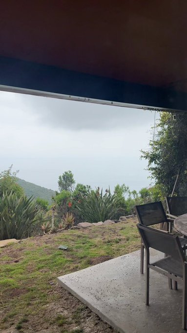 fuuuuck that&rsquo;s a good view https://t.co/uFB6wN67nW