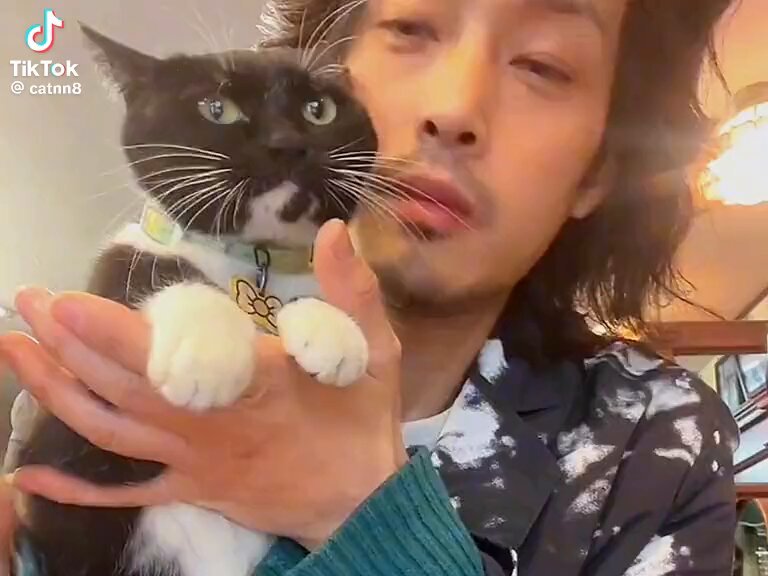 Video oleh @nakisyozyo