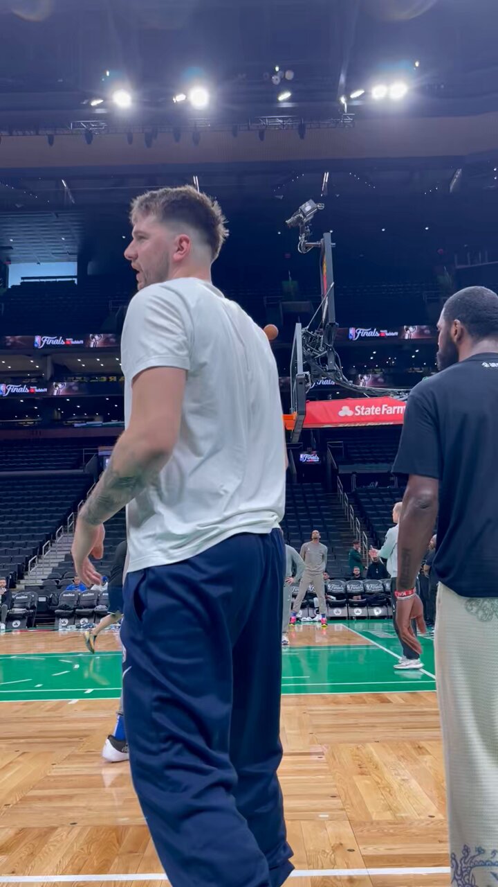 ClutchPoints s video Tweet