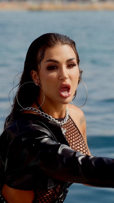 11 DE JULIO NUTTELLA DISPONIBLE EN TODAS LAS PLATAFORMAS 🍫🍫 https://t.co/Ska8okhvOy