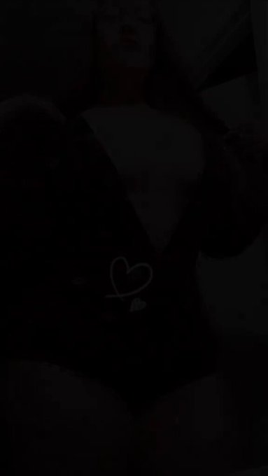 Previews Here 💦 https://t.co/ud2eFLICPl https://t.co/zYeN5pWKzx<a href="/tag/ceilingchallenge"class="tags"><span>#ceilingchallenge</span></a><a href="/tag/ceilingchallengebbw"class="tags"><span>#ceilingchallengebbw</span></a>