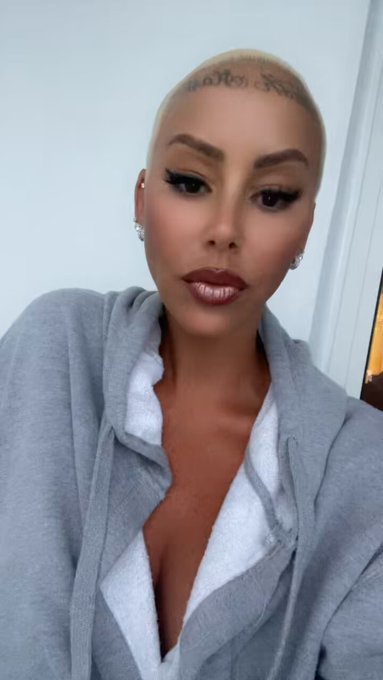 💋 https://t.co/yBzshfFrhK<a href="/tag/trump2024"class="tags"><span>#trump2024</span></a>