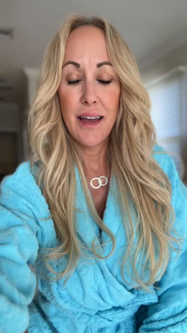 Head on over to  💋 https://t.co/4cwyUDFYzj 💋 now for your chance to be my next co-star! Watch the video<a href="/tag/tittytuesday"class="tags"><span>#tittytuesday</span></a>