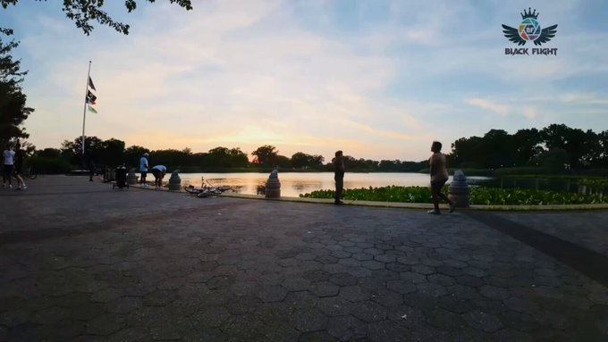 My 1st attempt at creating a #timelapse video in Queens #NYC #BlackFlightNY  https://t.co/U9lxRXbDN9<a href="/tag/timelapse"class="tags">#timelapse</a><a href="/tag/nyc"class="tags"><span>#nyc</span></a><a href="/tag/blackflightny"class="tags"><span>#blackflightny</span></a>