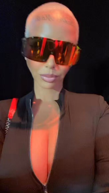 Biden got ate tf up last night 😂🇺🇸 #trump2024 $MUVA https://t.co/CcWGXUWcr3<a href="/tag/trump2024"class="tags">#trump2024</a>