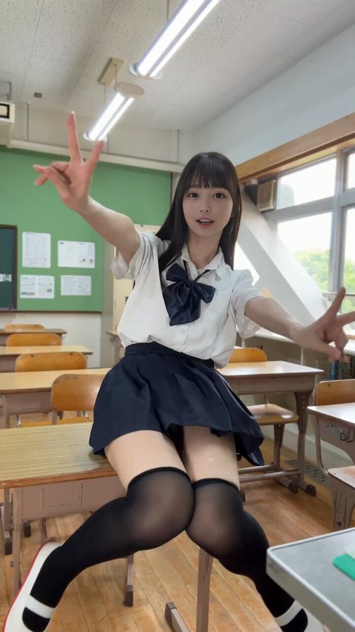 本当に見たい人だけ見てください24時間限定で1人工ッチの動画を公開してしまいました｜裏垢女子 ひよりさんのエロ動画（@hiyori_hiyoko77）
