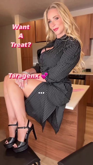 Come right this way for your treats sweetcheeks  ⬇️⬇️⬇️  https://t.co/e9BjCsTIht https://t.co/zaaNbY<a href="/tag/friday"class="tags"><span>#friday</span></a><a href="/tag/classywomen"class="tags"><span>#classywomen</span></a><a href="/tag/fridaysfinest"class="tags"><span>#fridaysfinest</span></a>