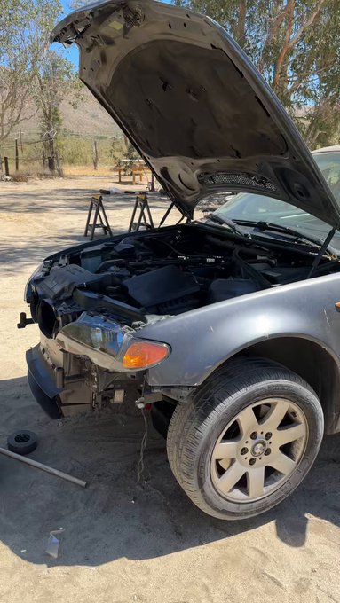 finally got the e46 running again after blowing the spark plug out of cylinder 3 🥴 https://t.co/n02i