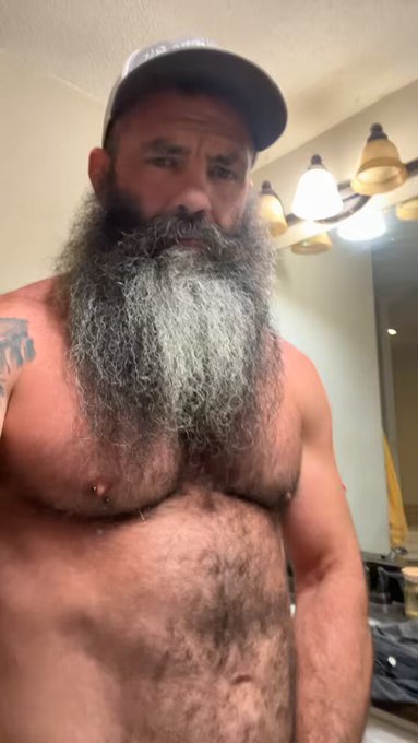 Did yall like this video I put on my fans page? https://t.co/ULqttPdtuL