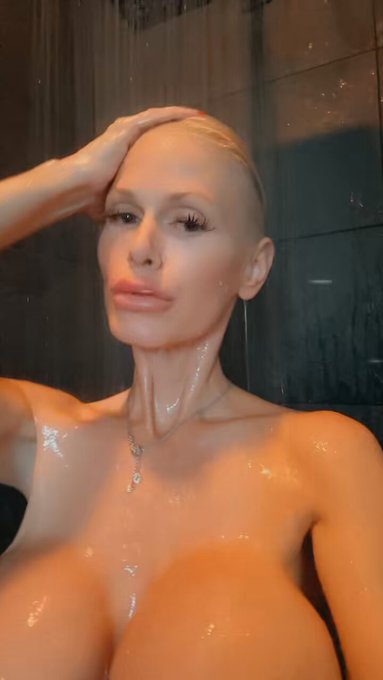 I make good girls go bad 😝   https://t.co/Wyg4fM1sgq https://t.co/AXO0zO7EfM