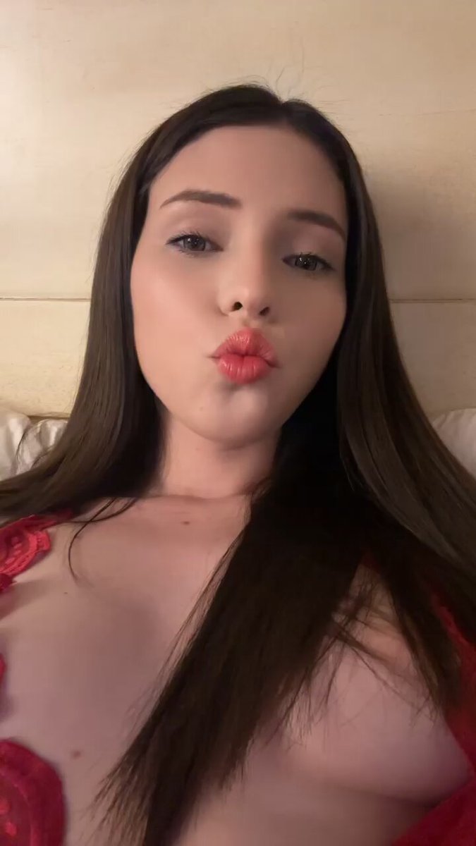 @AleGarces999s video Tweet