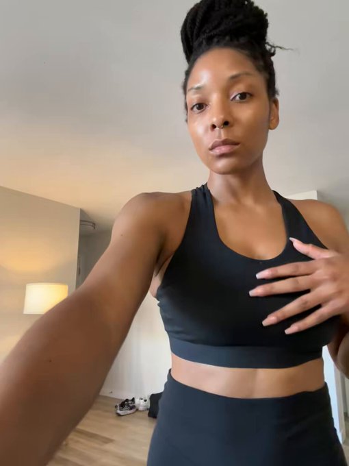 She&rsquo;s back. https://t.co/3HlE2p5xqb