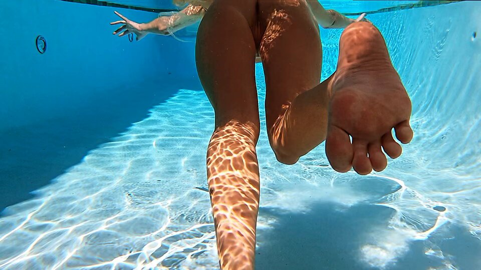 Skyler Storm’s pics and videos