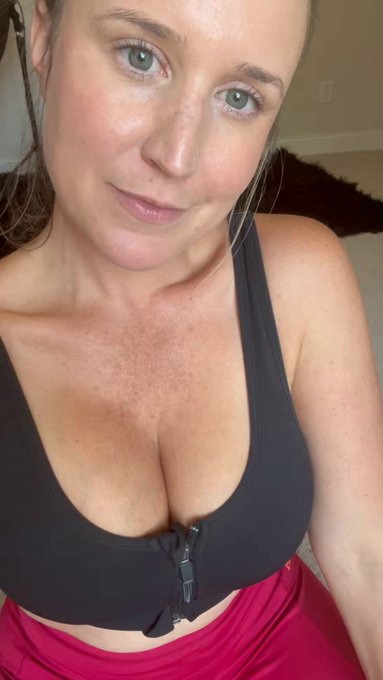 Want to be apart of all the hot and sexy content that&rsquo;s about to roll on out on my platforms?! Go here