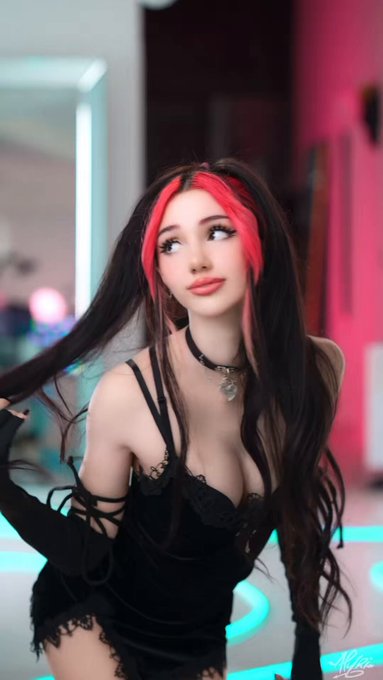 I need more dresses :3 https://t.co/S0oWhgvKxd