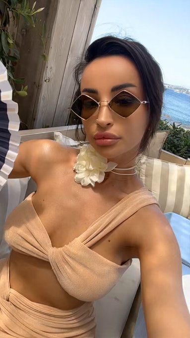 Guess where I am! https://t.co/dSNzRBeMsM<a href="/tag/fun"class="tags"><span>#fun</span></a><a href="/tag/travel"class="tags"><span>#travel</span></a><a href="/tag/moments"class="tags"><span>#moments</span></a><a href="/tag/philippine"class="tags"><span>#philippine</span></a><a href="/tag/siargao"class="tags"><span>#siargao</span></a>