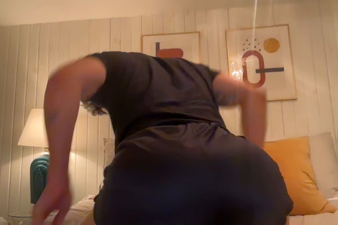 pov: you’re my ring camera https://t.co/kbcnNTVwze