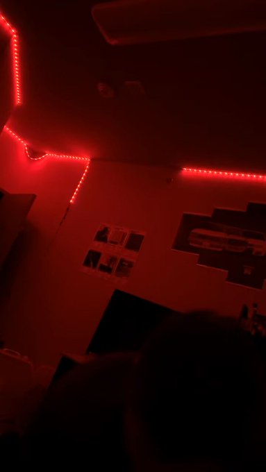 He's DL so no flash https://t.co/q56pEvllK0