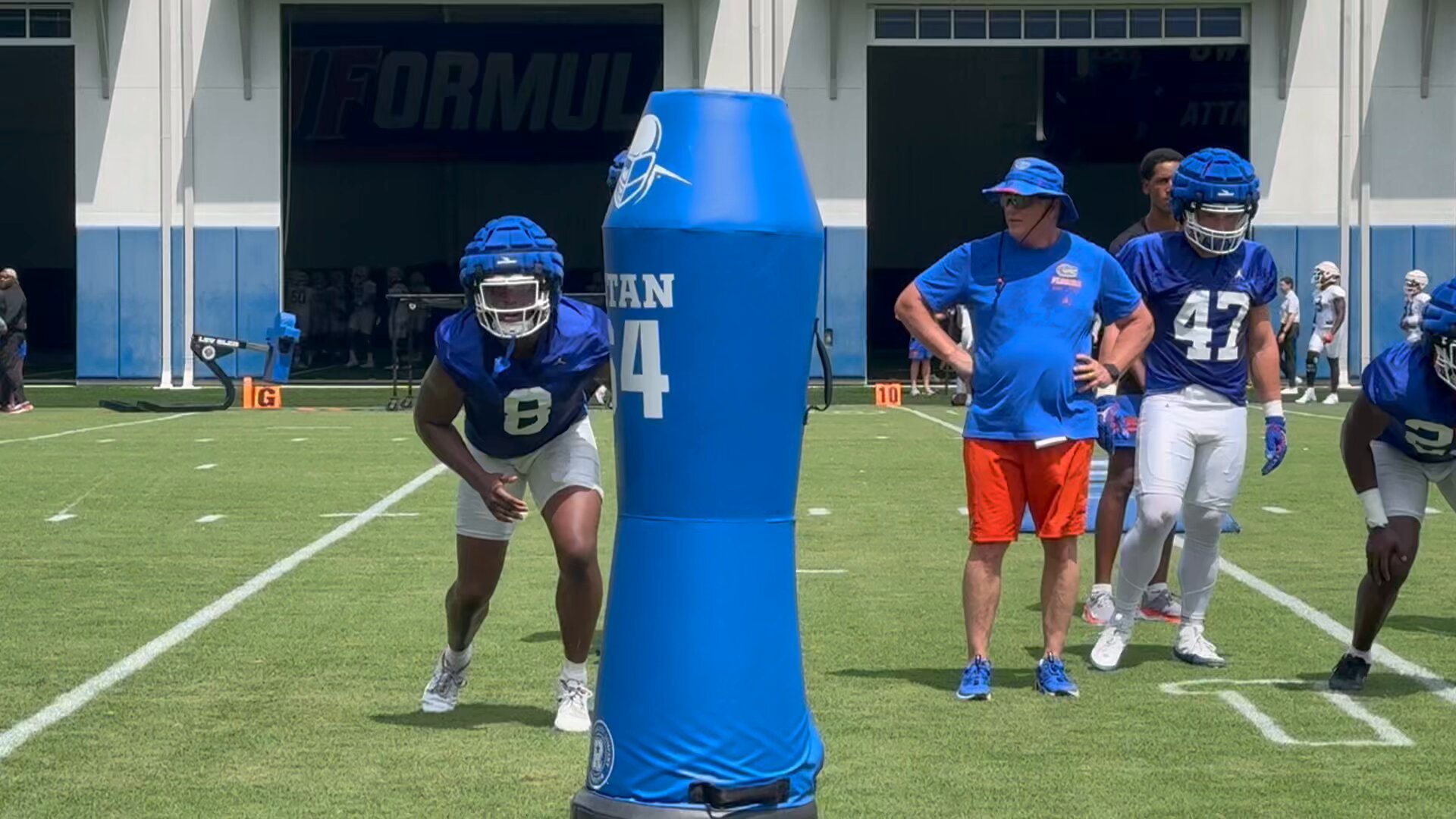 Nick de la Torre on X: "True freshman LB Aaron Chiles 👽 https://t.co/uiyvD07kQM https://t.co/0Lr46kx0iX" / X