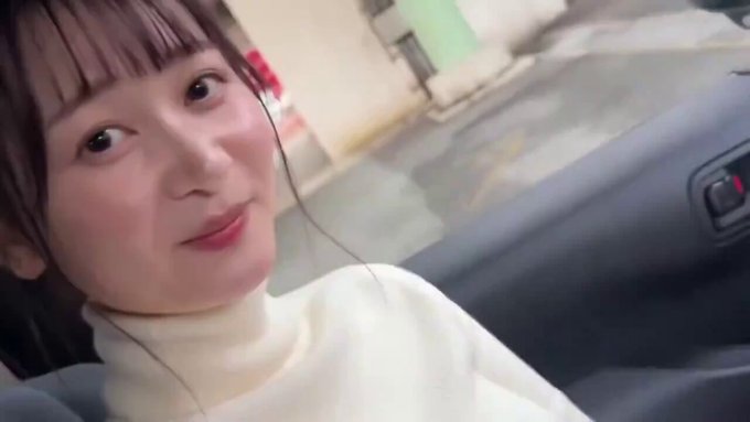 【彼氏に内緒で初撮り】色白美顔NO.1女子大生を寝取って顔射、最後は中出し しずか 21歳