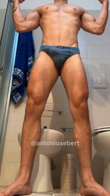 2 pic. My current body form right now. https://t.co/x4VvLGY0ZH