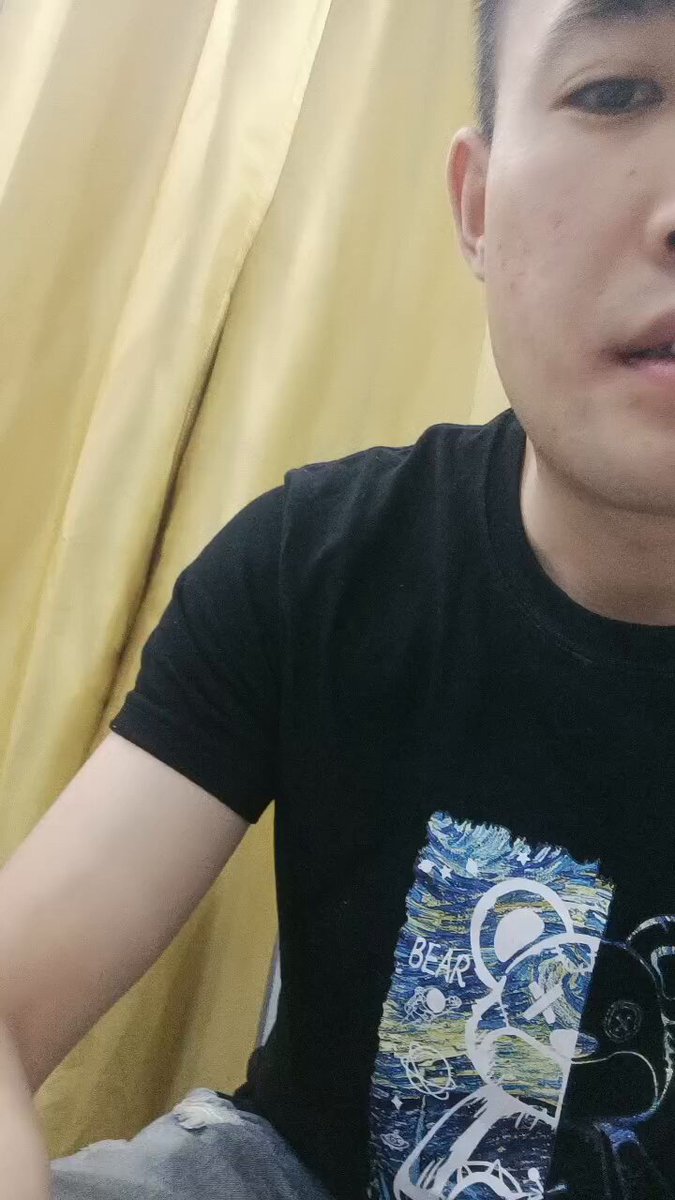 「
短视频」一休哥夫妻 白天小朋友眼中的好老师...
夜晚就是眼镜大胸贱骚妻...
可以让陌生男使用的精壶…
📷淫荡眼镜骚御姐3P激情名场面,连体网袜,两根屌左右开弓,前后夹击后入爆操。小穴抽烟,菊花针筒灌肠
📷淫荡眼镜骚御姐
连体网袜,两根屌左右开弓,前后夹击后入爆操。
操完在给小穴抽根 烟,啤酒瓶插菊花灌肠