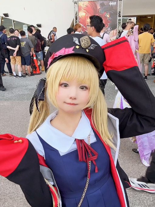 Twitterのコスプレ動画3