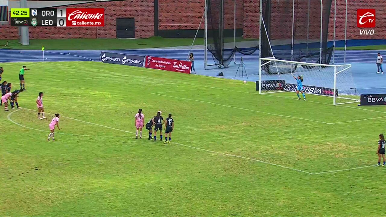 ⚽️ Se empató el partido 💥@Yashira_yuleth desde los 11 pasos con el gol de @clubleonfemenil 🦁#SomosDesafiantes ⚡️