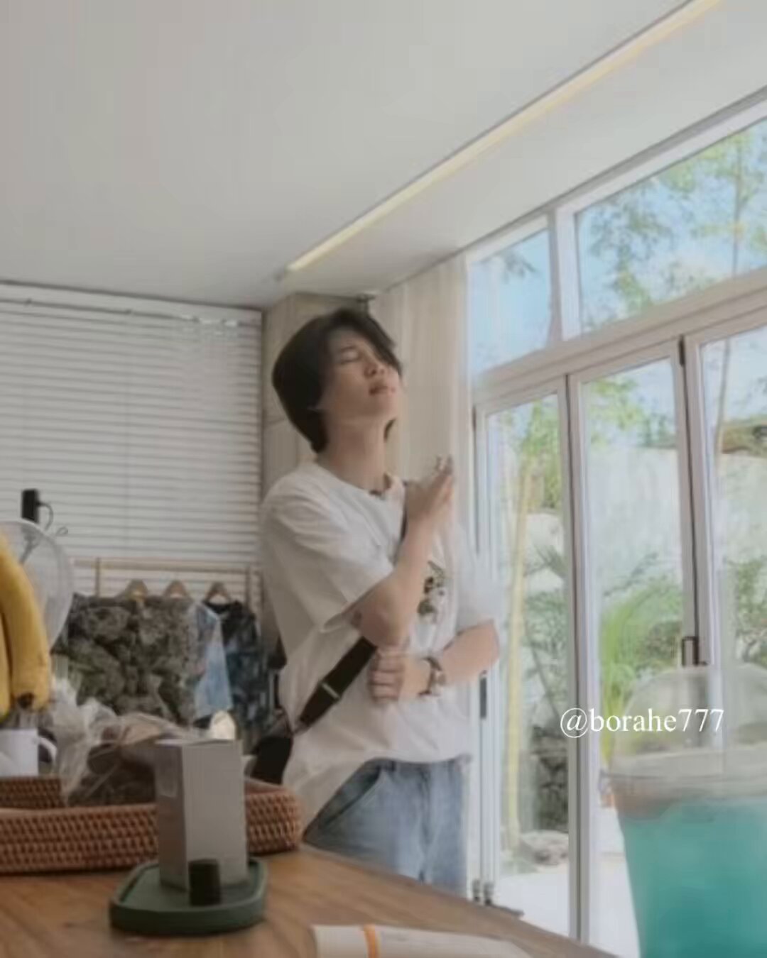 イゲマジャ　香水　Are you sure?!　グク　ジミン　ホワイトシャツ Jimin & Jung Kook [ Are You Sure?! ] EP.5 Jimin PICK PERFUME